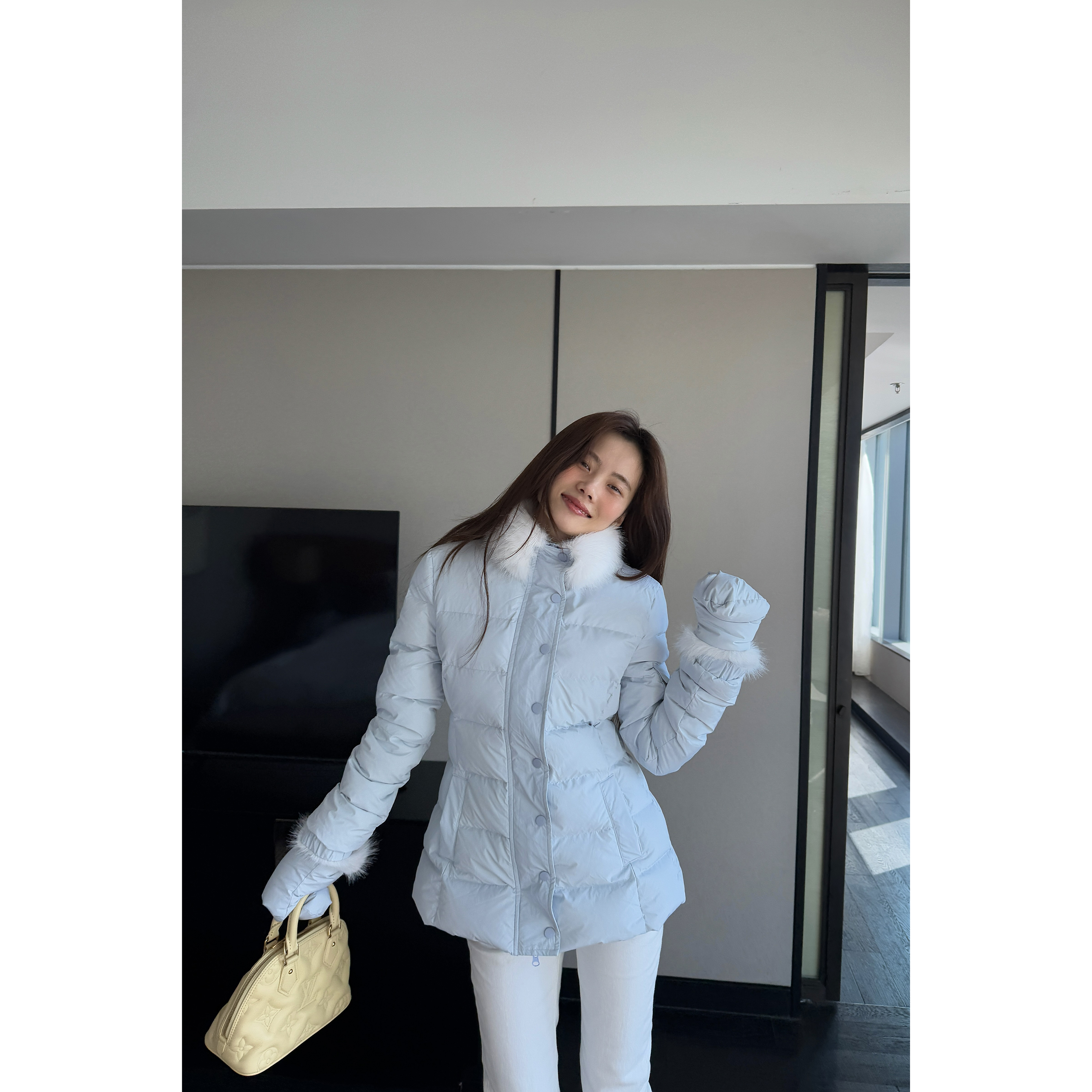 JINGDL【别云间】90%白鸭绒冬季简约舒适百搭收腰含手套毛领羽绒服
