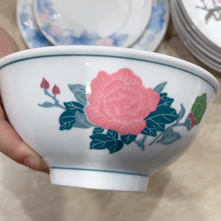 盘釉下五彩红芙蓉面碗16.5 cm