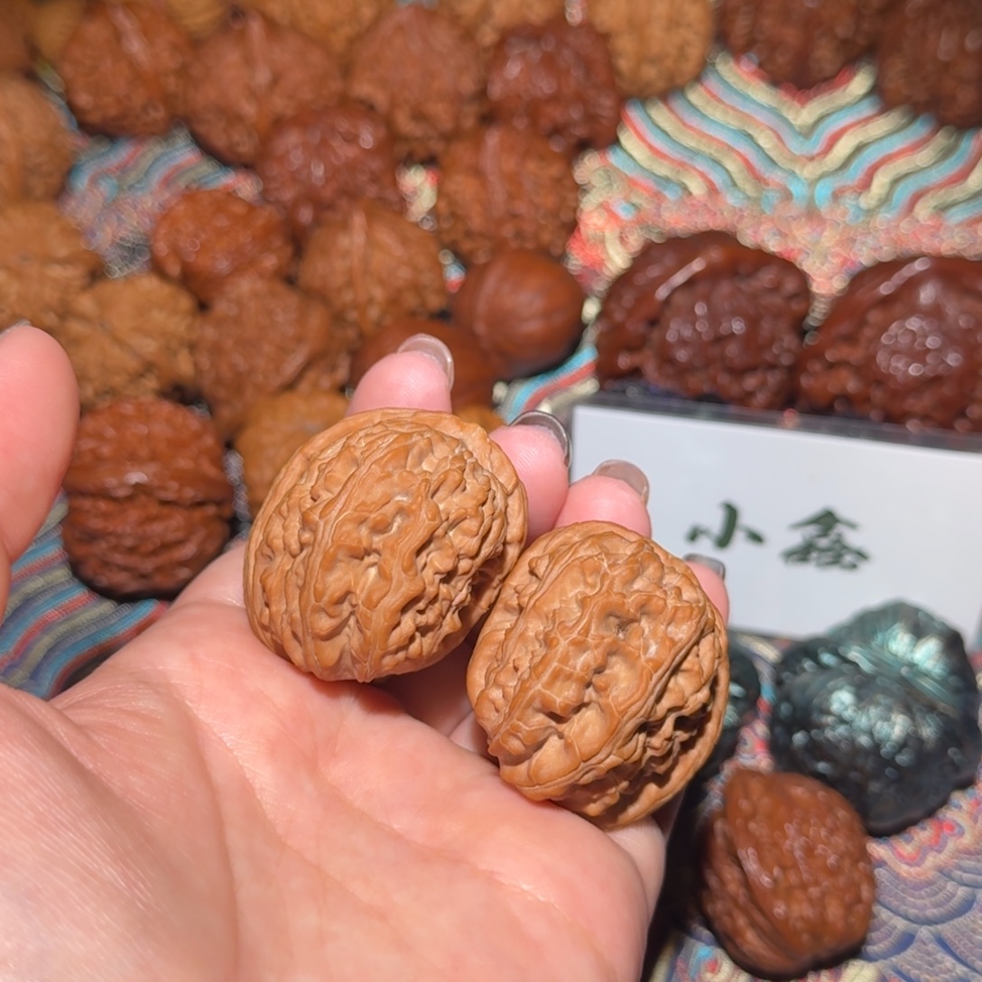 把件核桃1462号67白狮子半臂文玩核桃