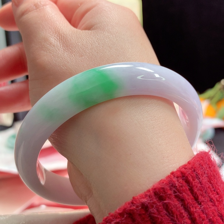 翡翠手镯未镶嵌春彩37