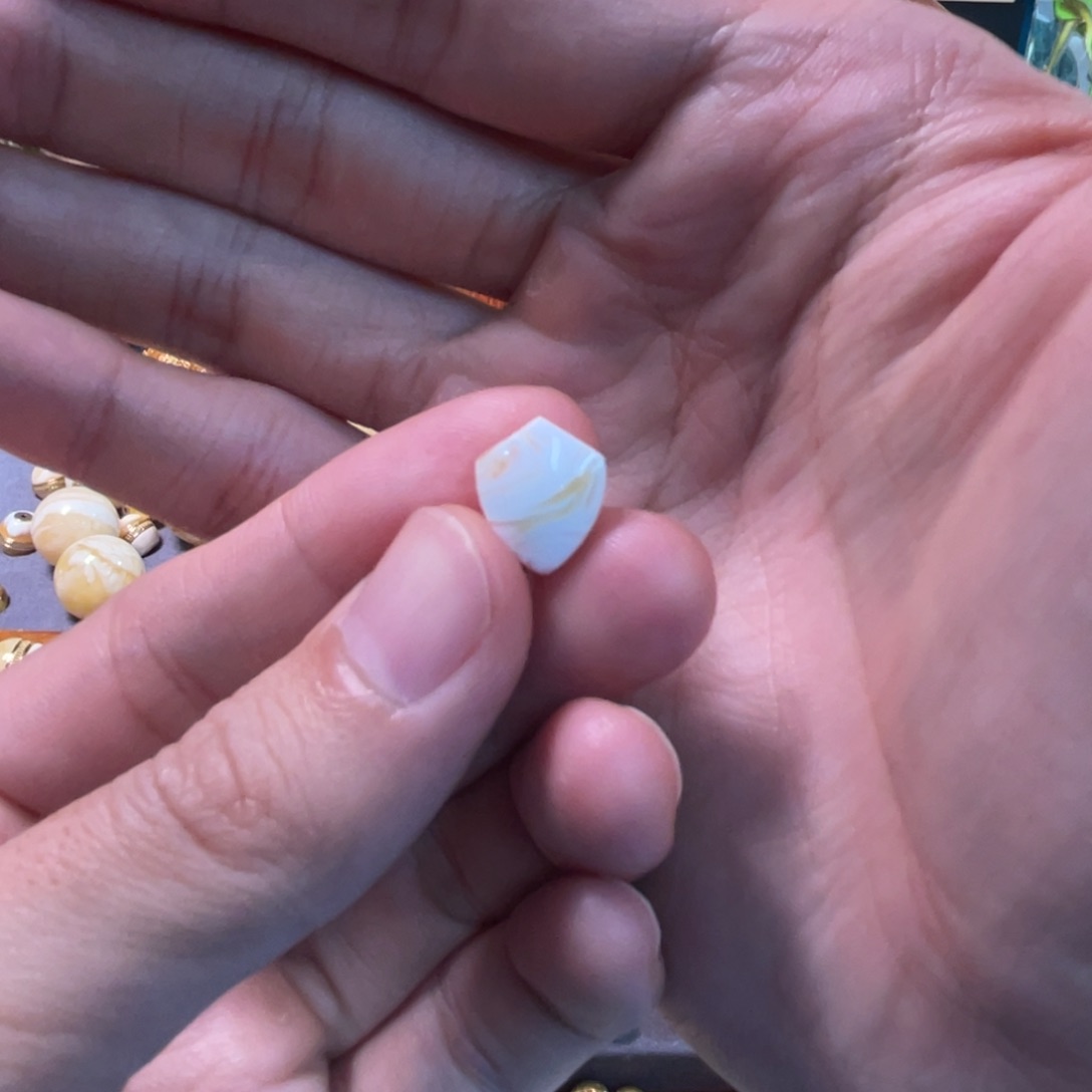 琥珀珠宝奇石未镶嵌玲****豆22