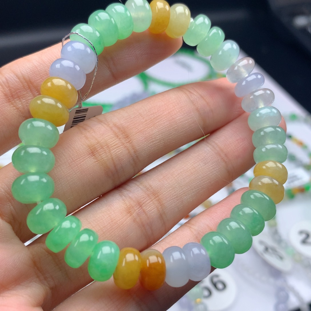 翡翠手链未镶嵌卡