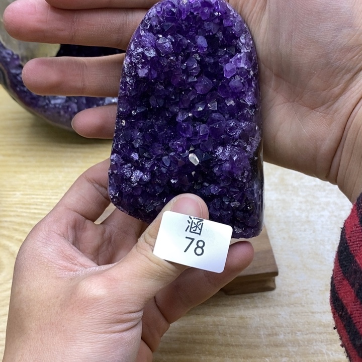 水晶大型摆件（非配饰）未镶嵌