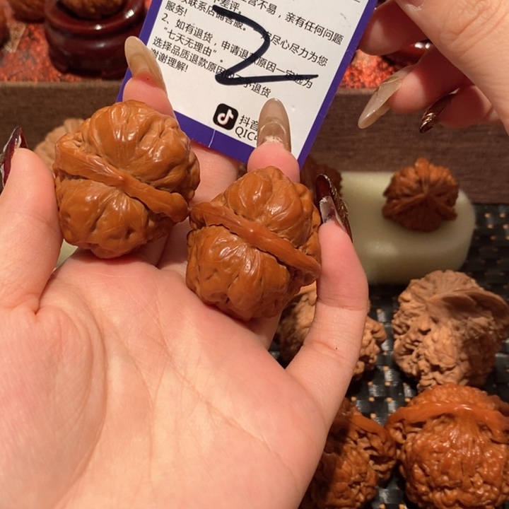 文玩核桃吊坠海*月蛤蟆