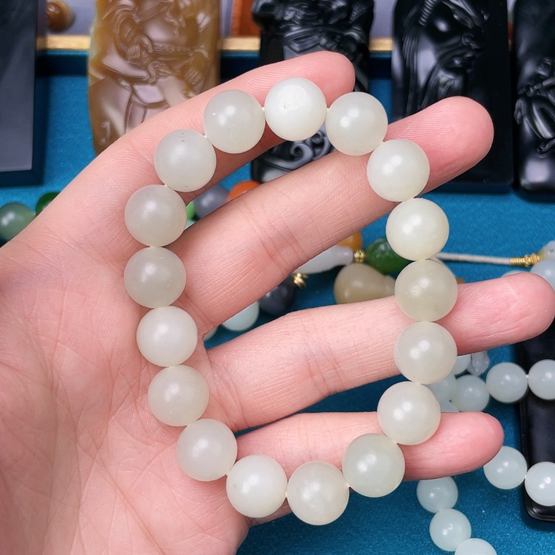 和田玉手链未镶嵌