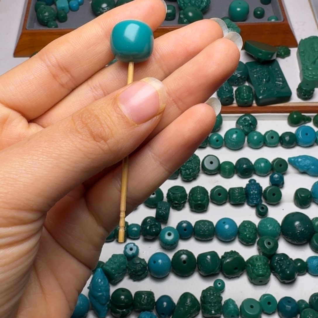 琉璃颈饰一****疼科技松配饰