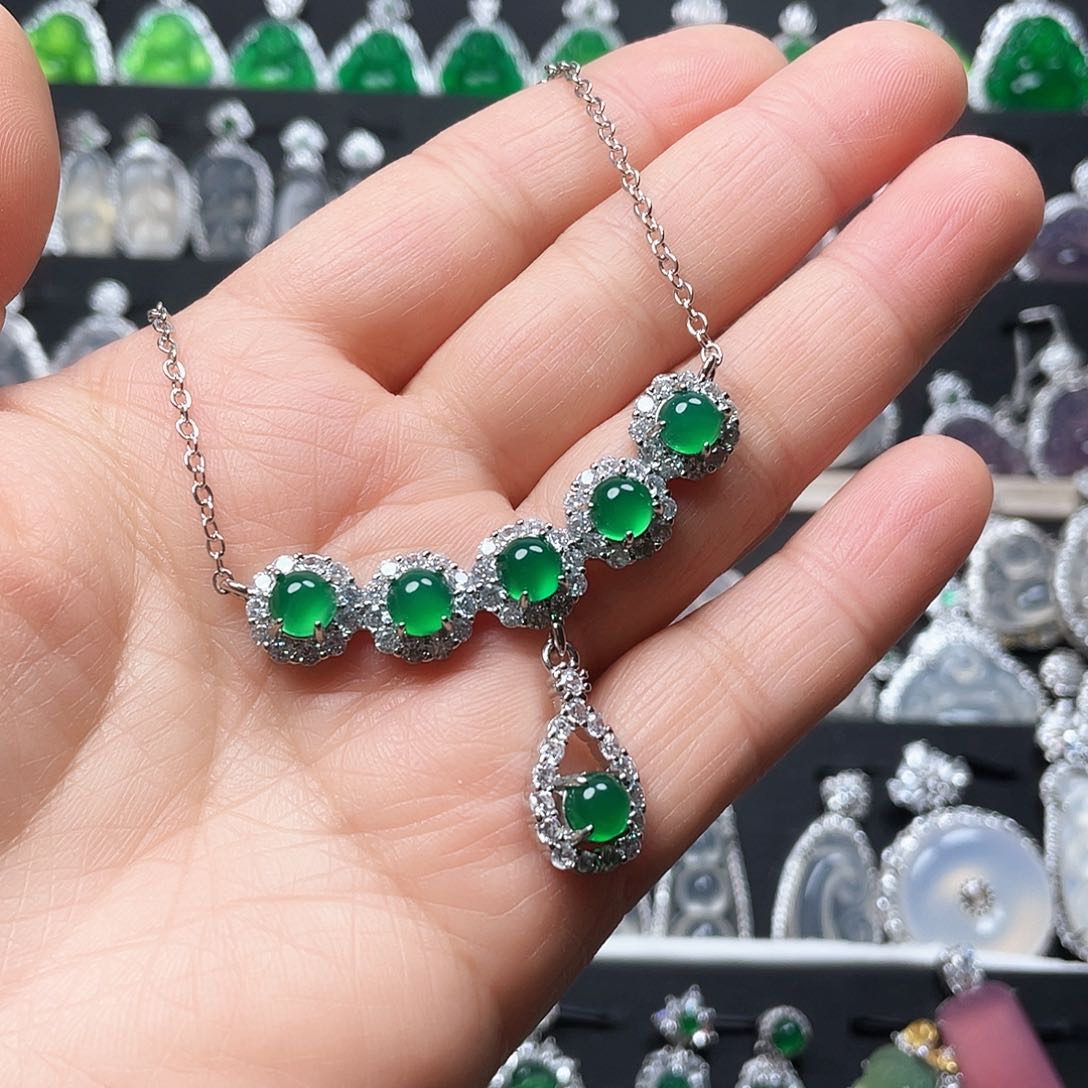 玛瑙/玉髓颈饰合金