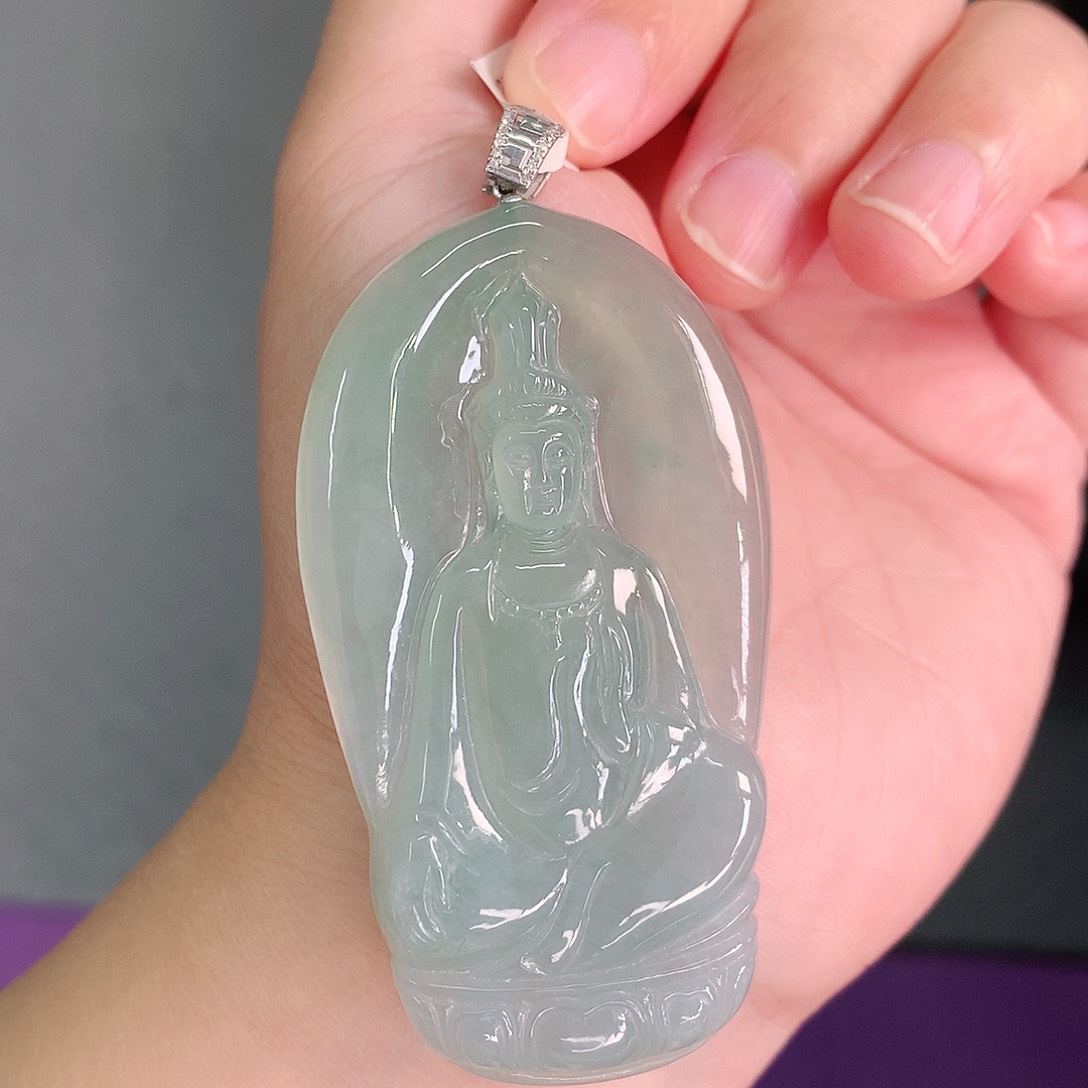 颈饰18K金镶嵌翡翠冰绿大观音65-35-6