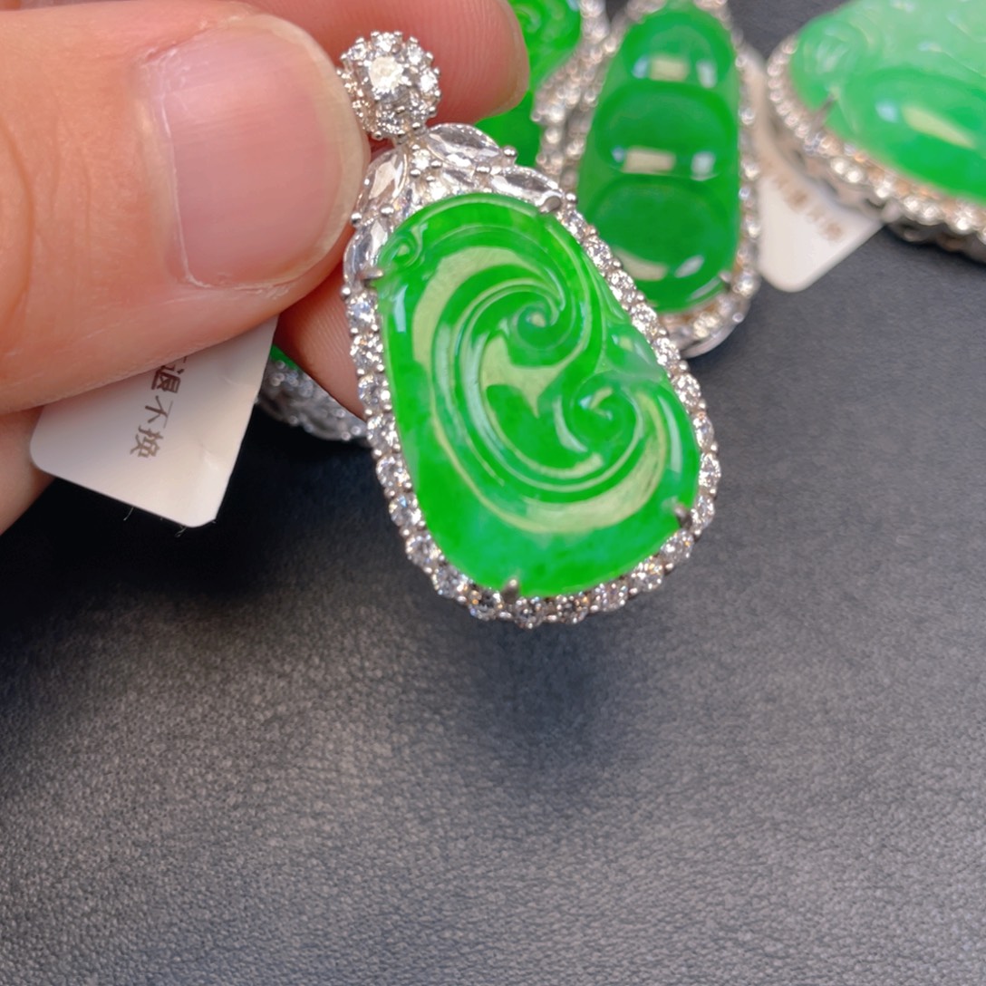 吊坠(不含链)银S925镶嵌翡翠