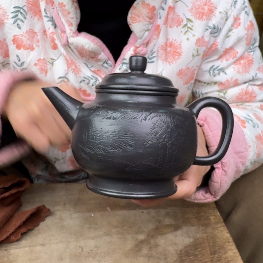 紫砂茶壶宜兴紫砂壶艺术