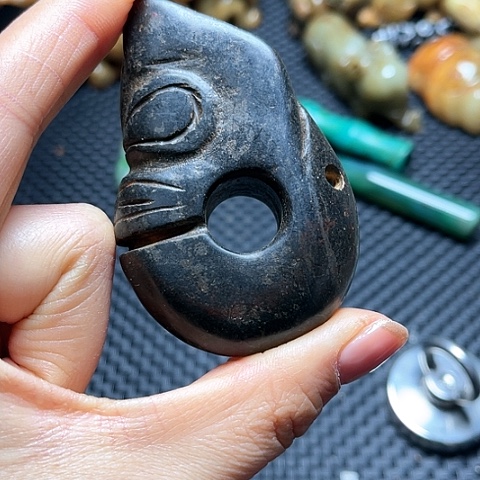 白玉菩提吊坠摆件