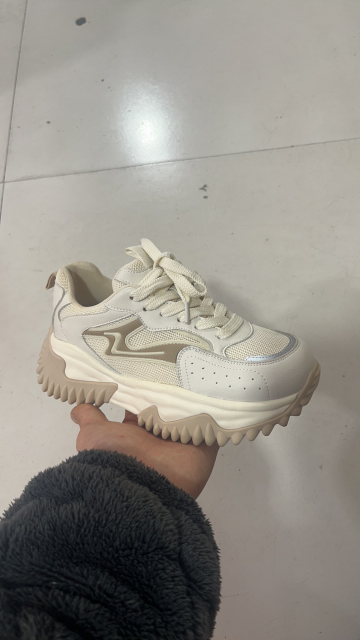 2524067百搭休闲单鞋牛皮➕网