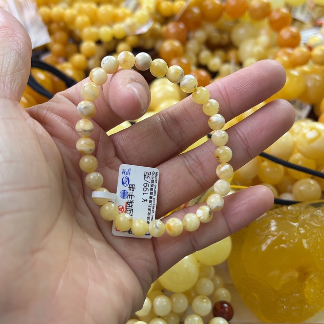 琥珀珠宝奇石未镶嵌