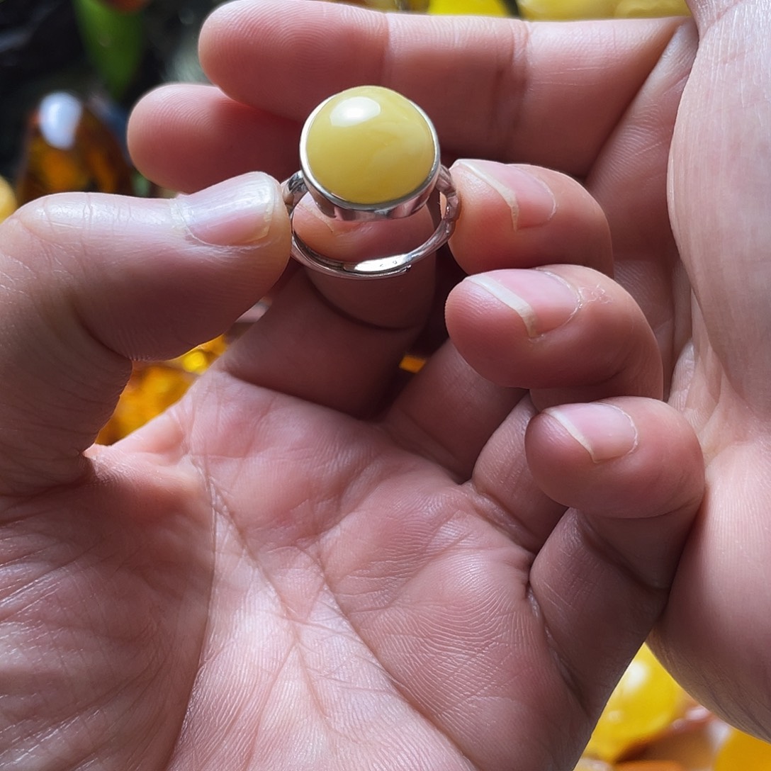 琥珀银S925镶嵌裸石戒指