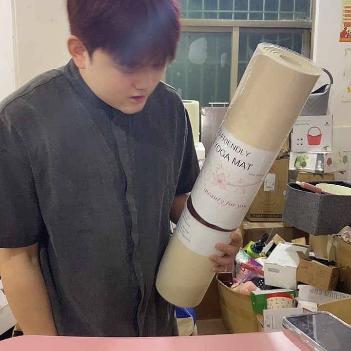 大瑜伽垫颜色随机