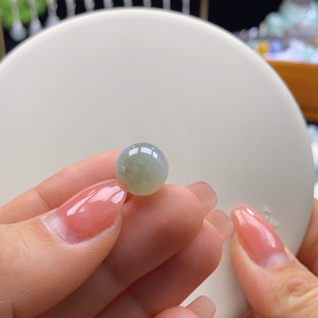 翡翠吊坠(不含链)未镶嵌I*e翡翠圆珠