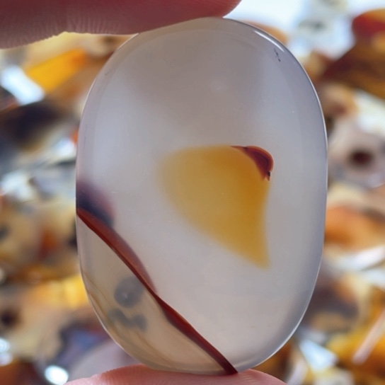 玛瑙/玉髓颈饰未镶嵌