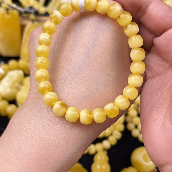 琥珀未镶嵌颈饰琥珀 多样性发其一