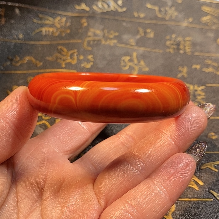 玛瑙/玉髓手镯未镶嵌君*