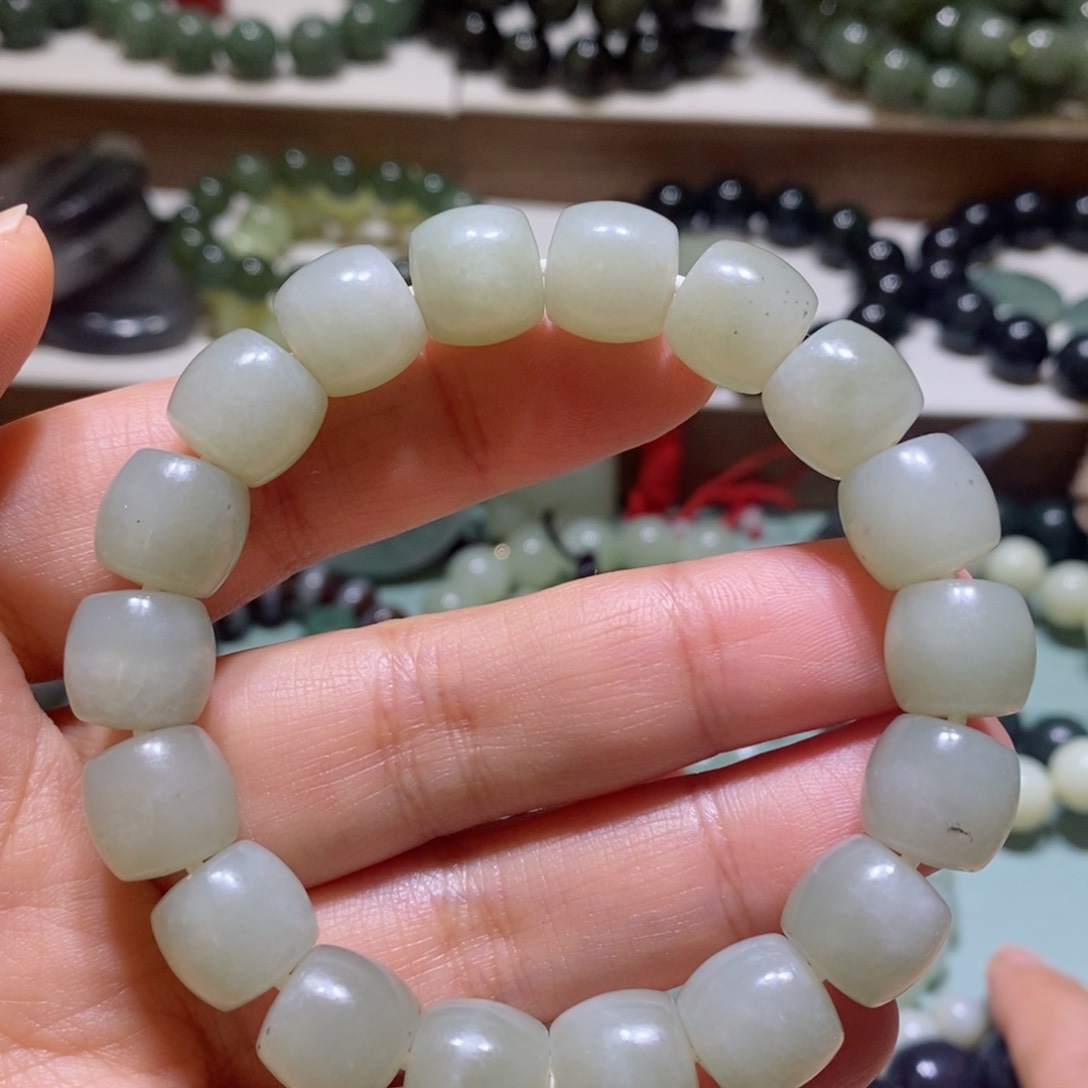 和田玉手链未镶嵌