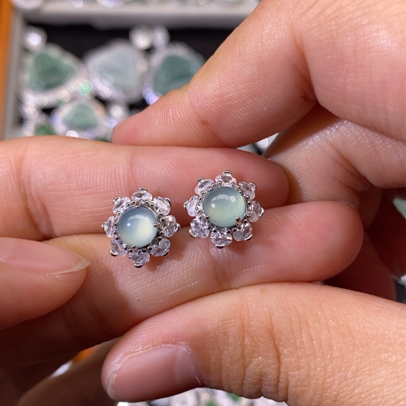 【闪购商品】翡翠颈饰未镶嵌天然