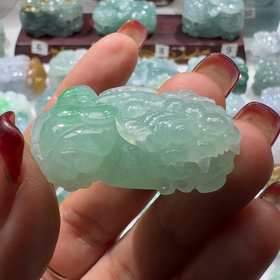 定制翡翠未镶嵌我***晴貔貅