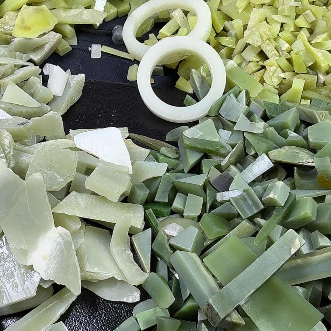 人***客和田玉（糖玉）未镶嵌挂件