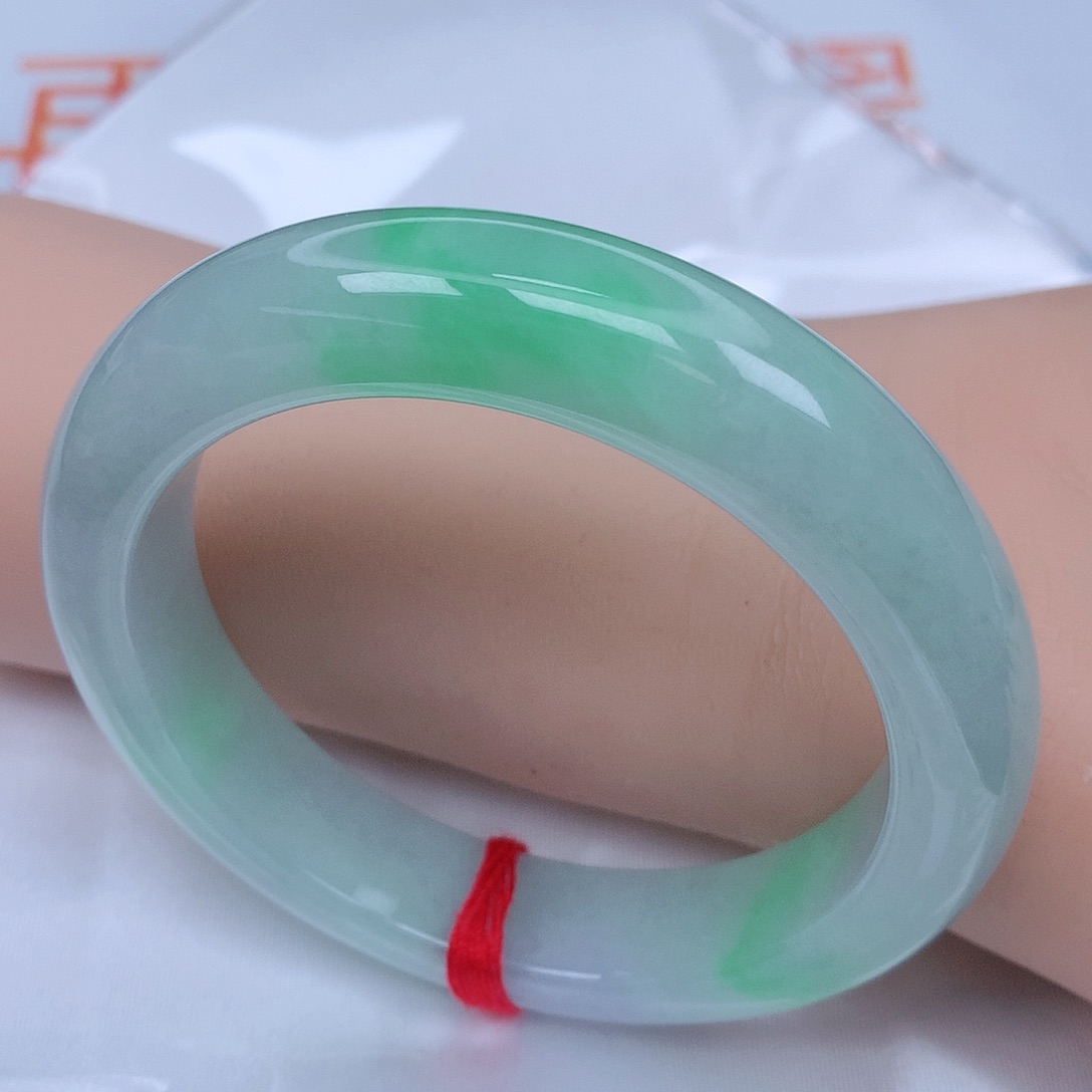 【闪购商品】未镶嵌手镯翡翠，57