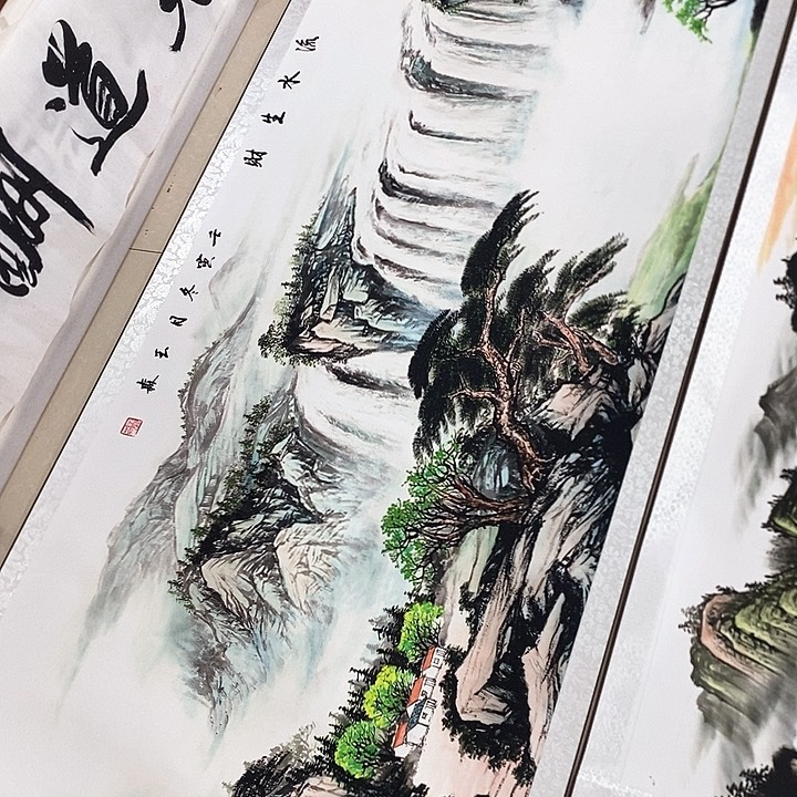 手工装裱国画作品