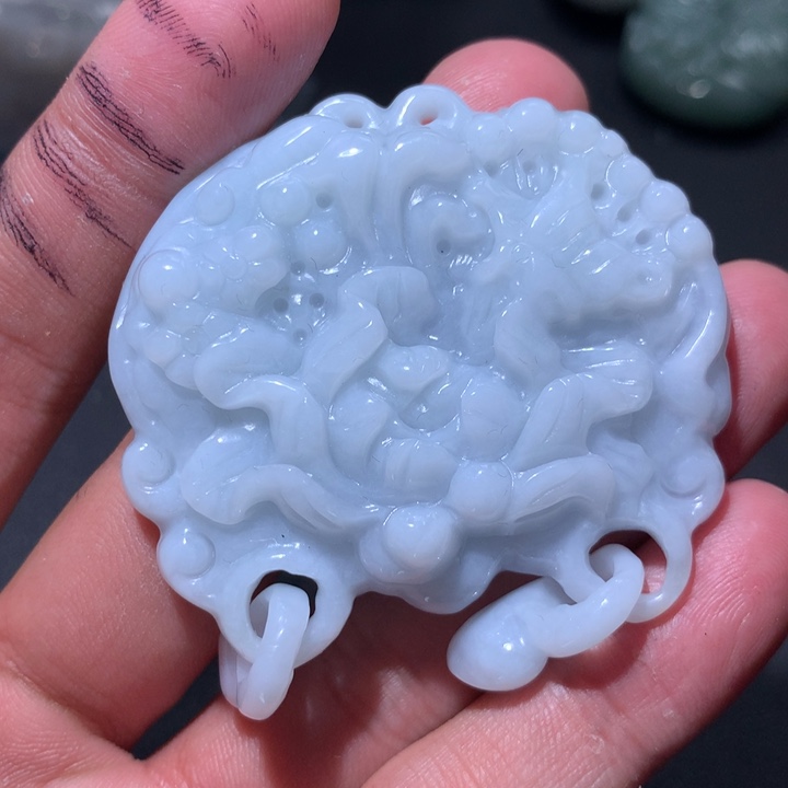 翡翠未镶嵌颈饰保真天然a货翡翠