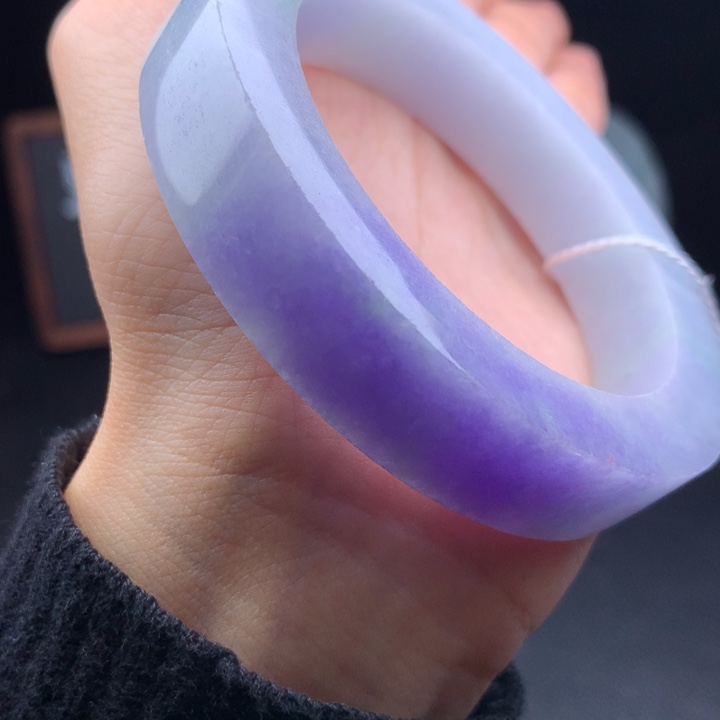 未镶嵌翡翠手镯定制翡翠