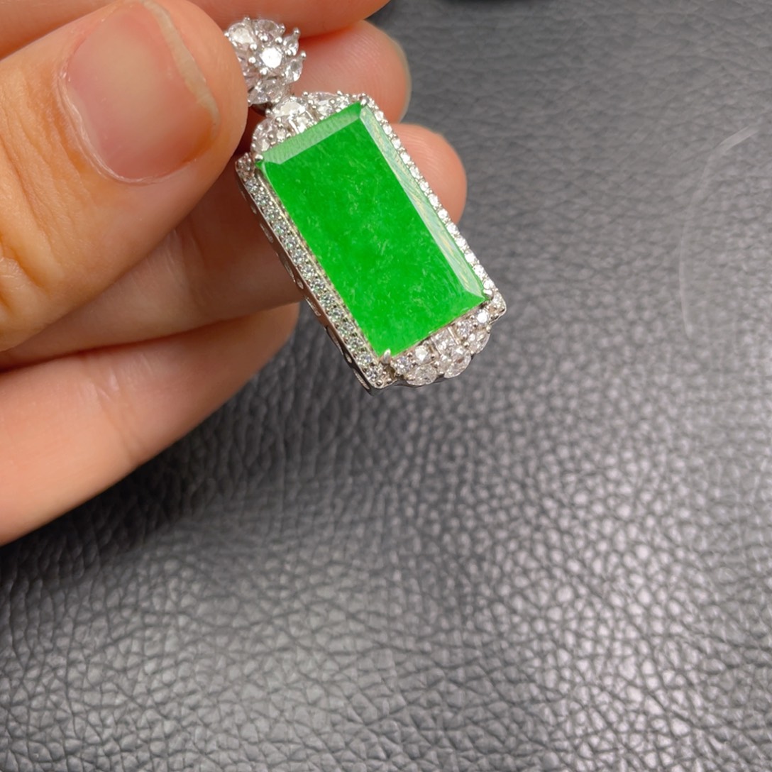 翡翠吊坠(不含链)银S925镶嵌