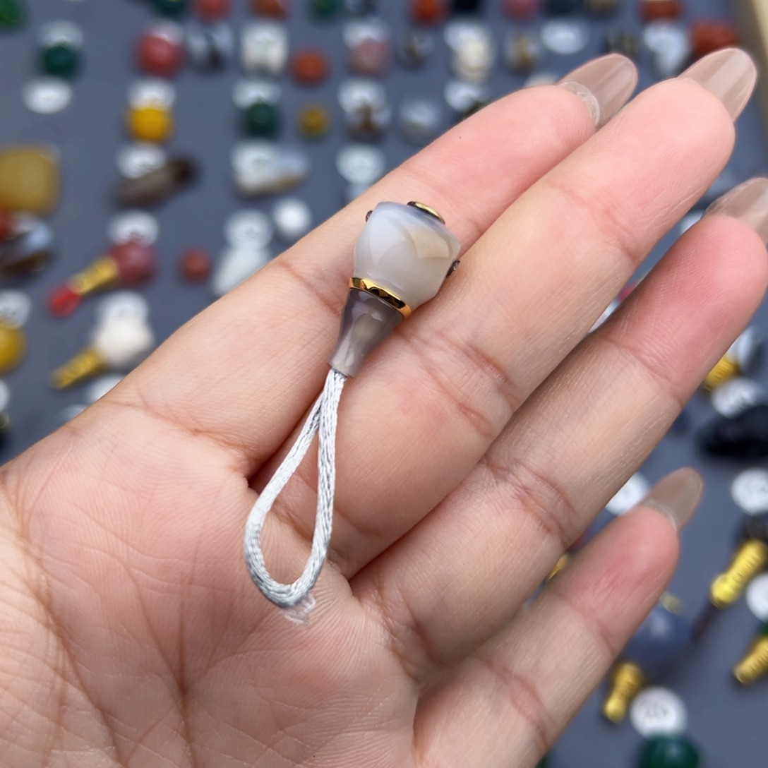 玛瑙/玉髓饰品未镶嵌北*