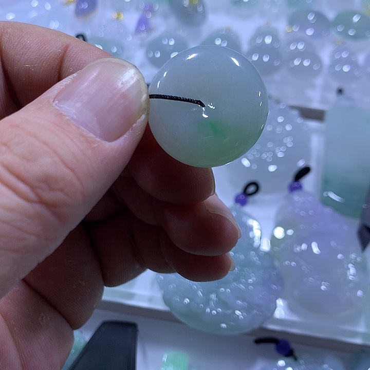 翡翠未镶嵌颈饰天然翡翠A货吊坠