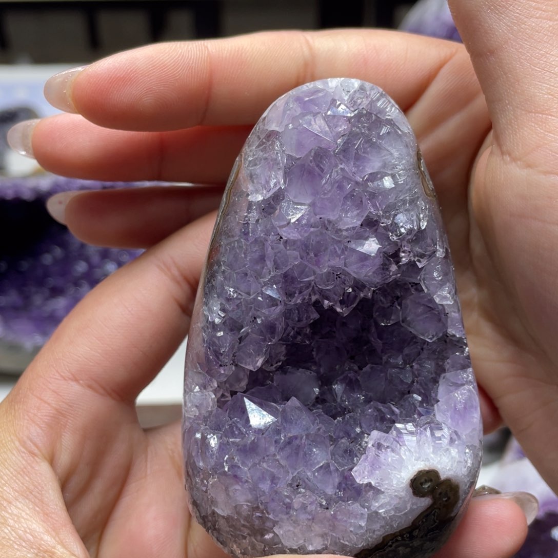 紫晶大型摆件（非配饰）未镶嵌