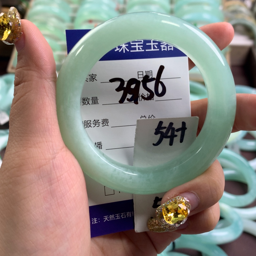 蛇纹石玉手镯未镶嵌3956