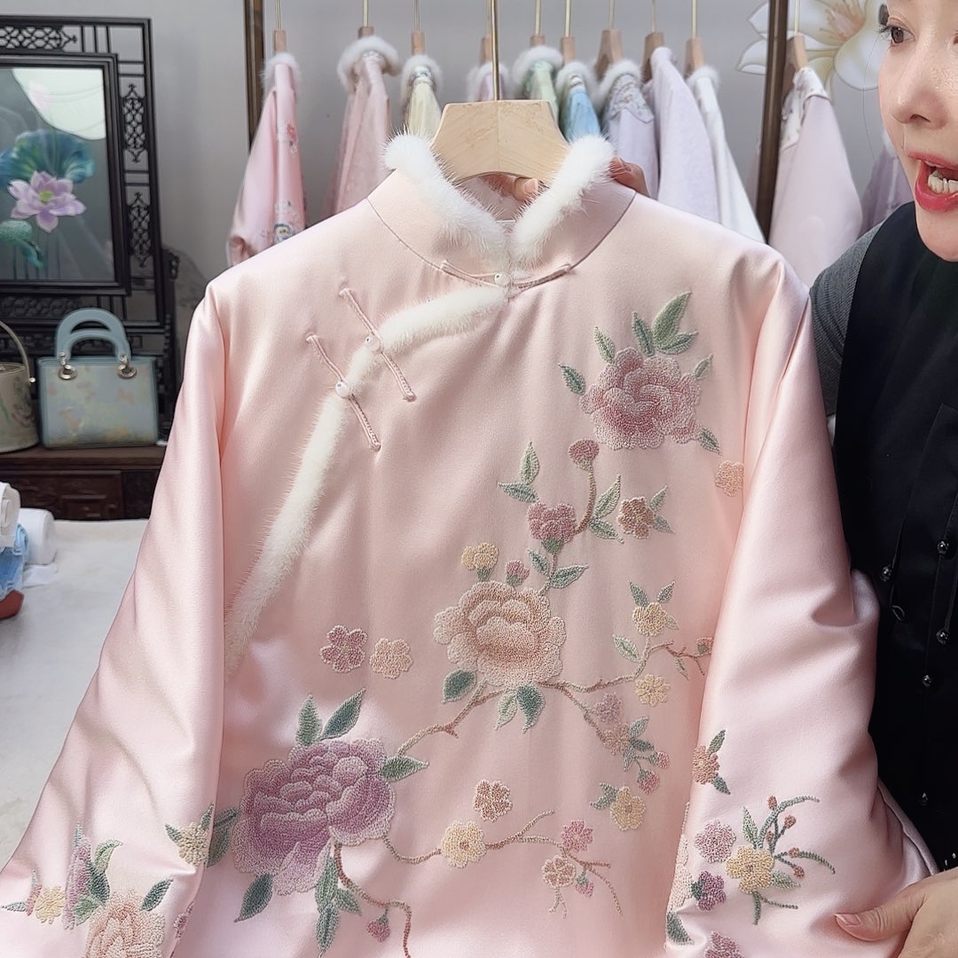 刺绣2号苏绣棉服胸围102