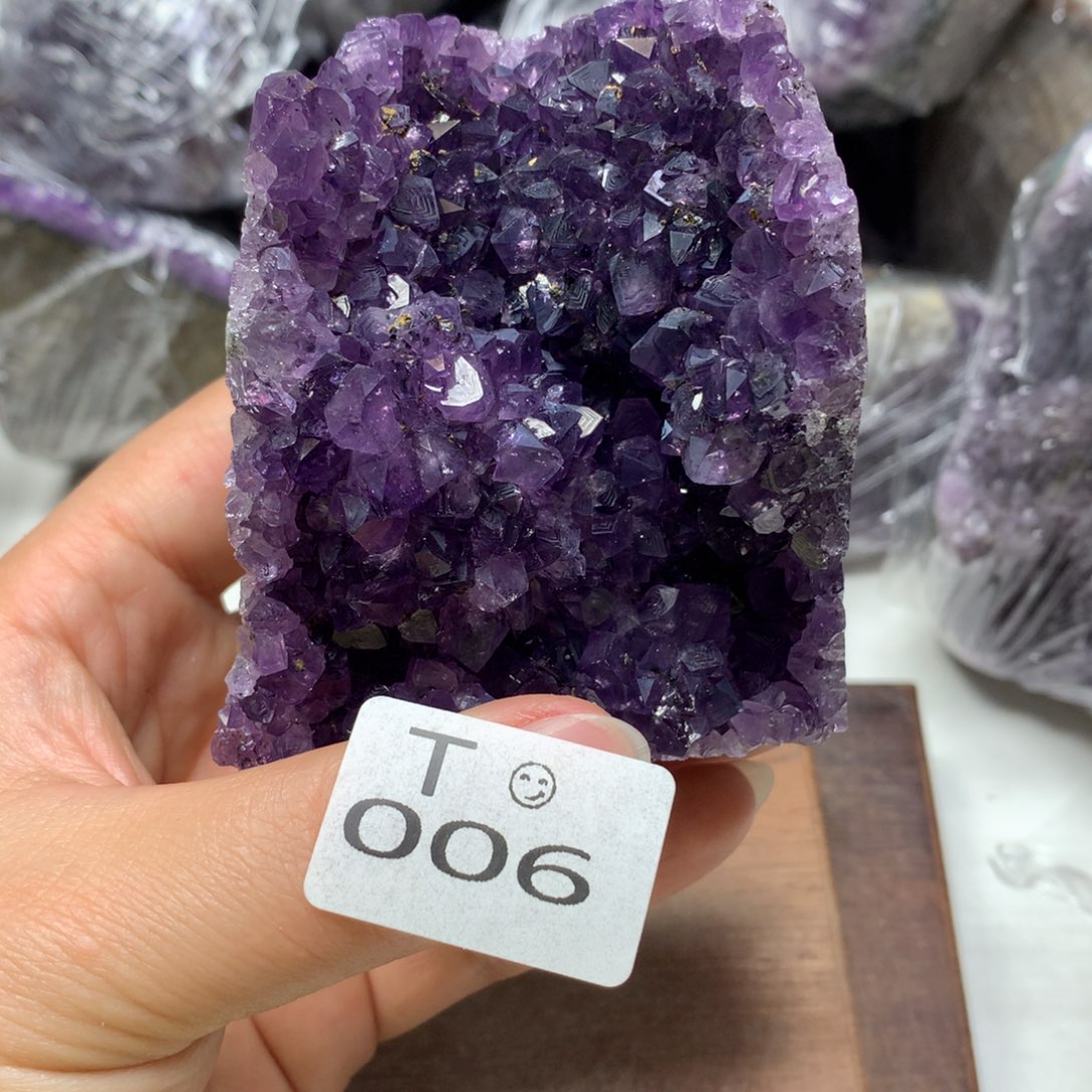 紫晶摆件未镶嵌水晶