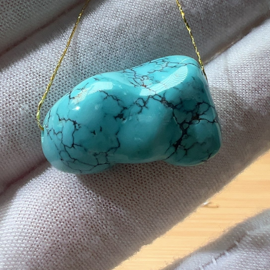 绿松石未镶嵌挂件