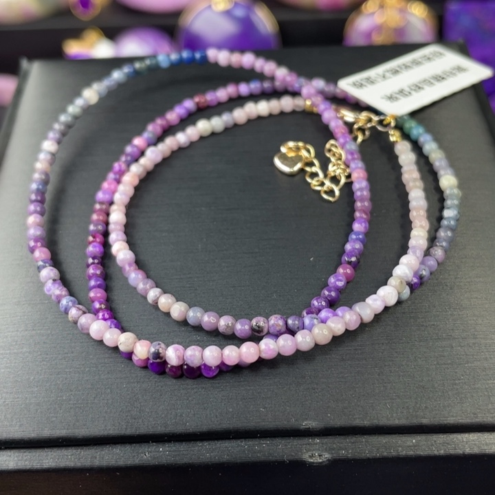 未镶嵌苏纪石（舒俱来）颈饰