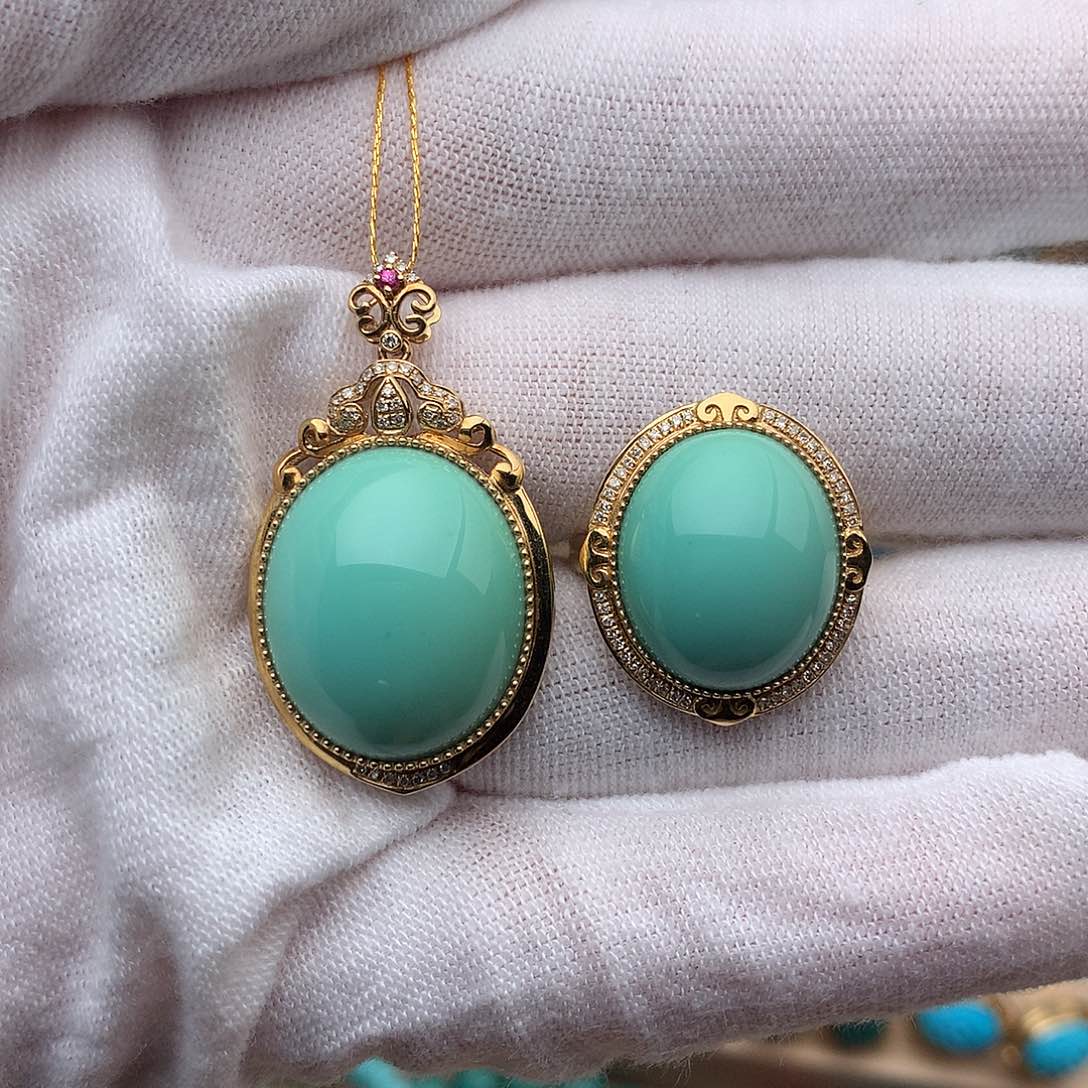 绿松石珠宝奇石18K金镶嵌