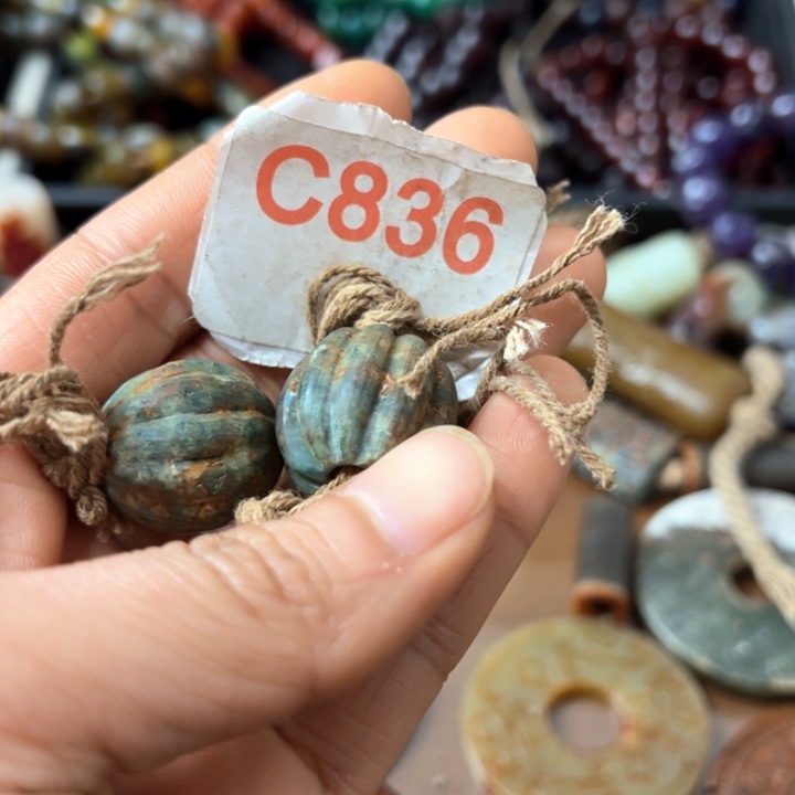 和田玉（糖玉）颈饰未镶嵌我****