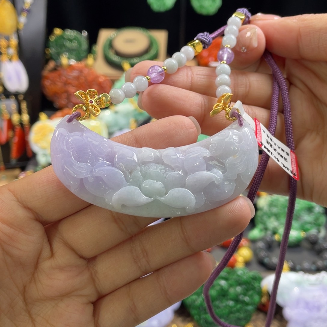 翡翠颈饰未镶嵌代编织