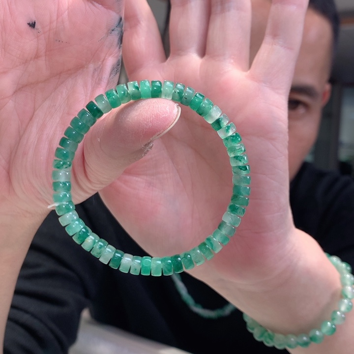 ****n石英质玉未镶嵌手链卡6