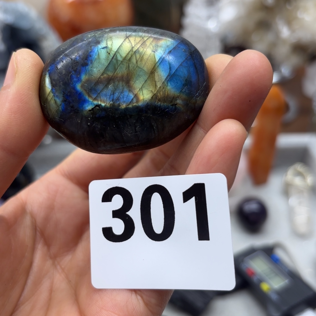 水晶未镶嵌大型摆件（非配饰）