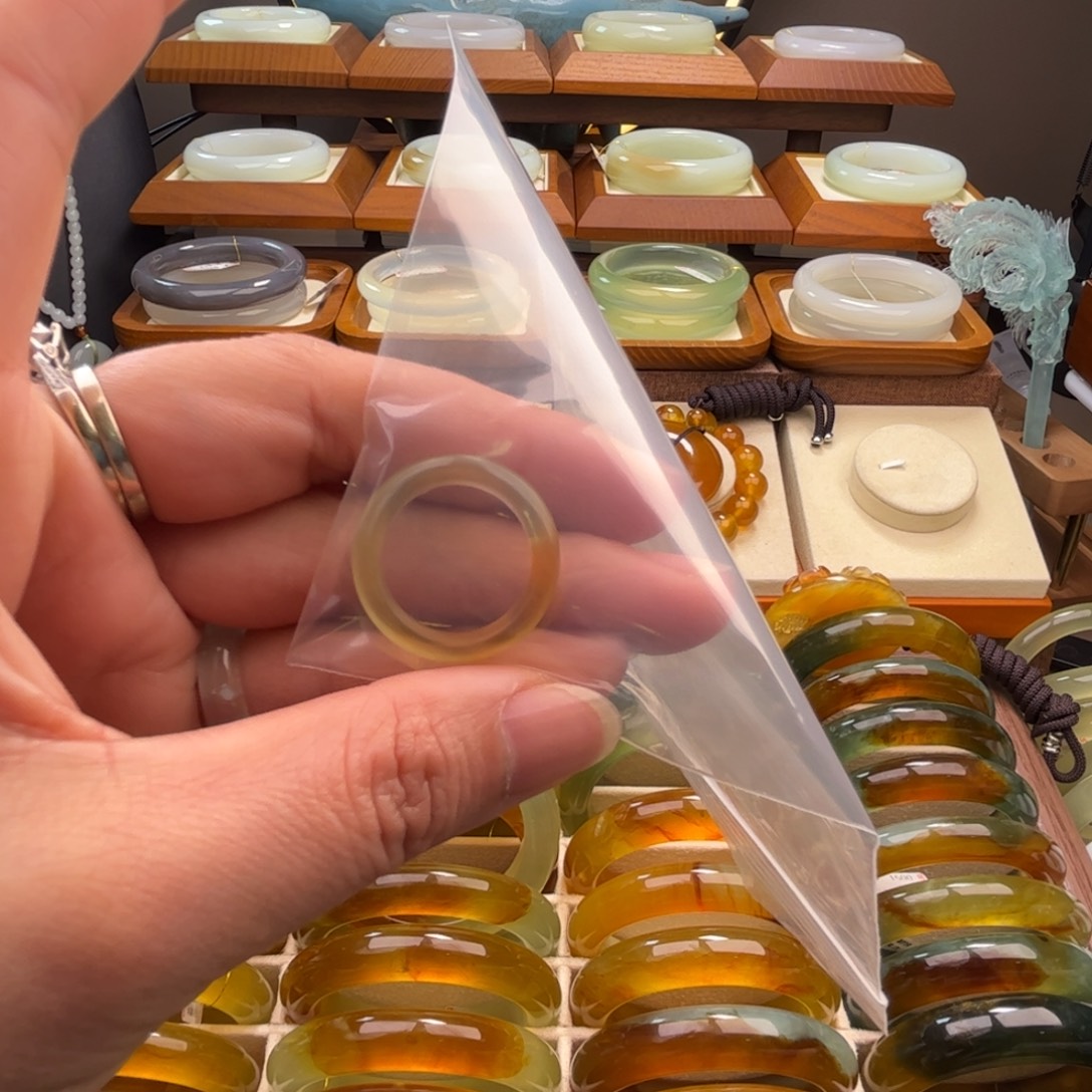用***7蛇纹石玉未镶嵌戒指