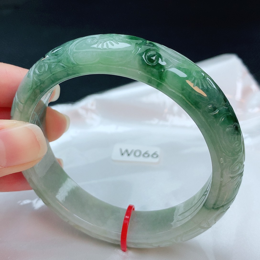 翡翠手镯未镶嵌缅甸天然A货翡翠手镯