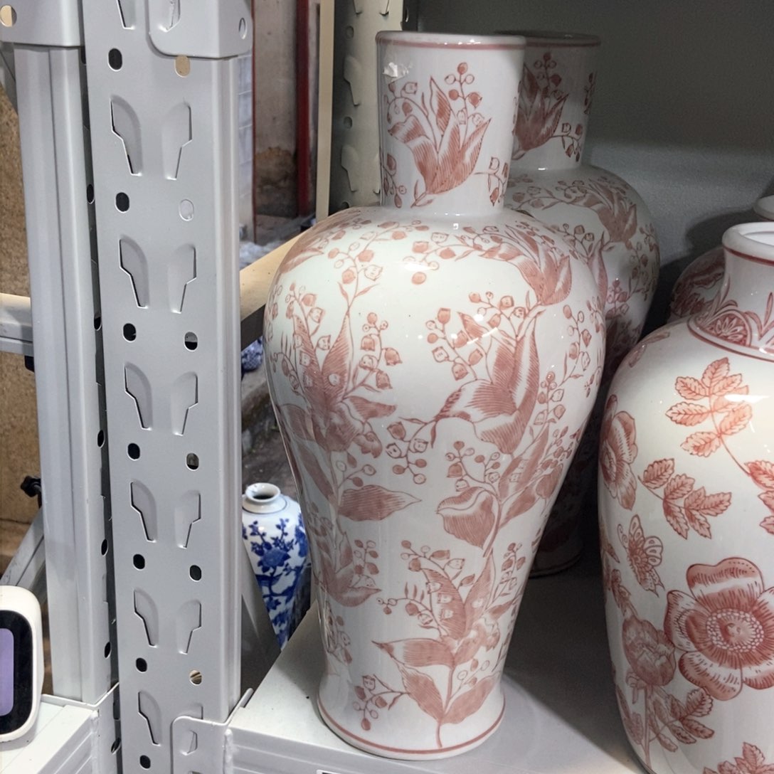 摆件花瓶手绘釉下彩