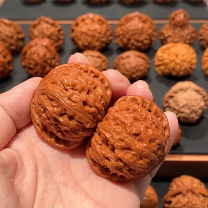 文玩核桃吊坠泥鳅背822