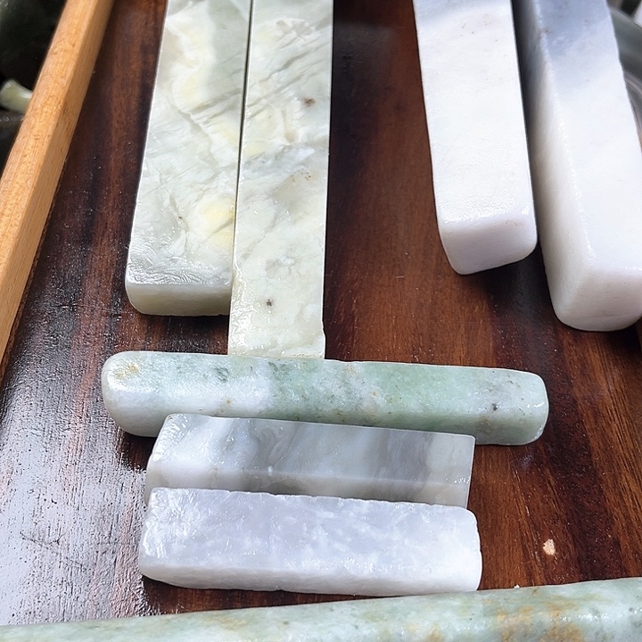 和田玉（糖玉）挂件未镶嵌